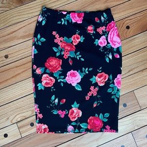 Women’s Pencil Skirt.  (Size: L)